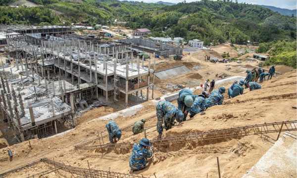Xây trường liên cấp giữa đại ngàn Trường Sơn -Bài 2: Chạy đua với thời gian