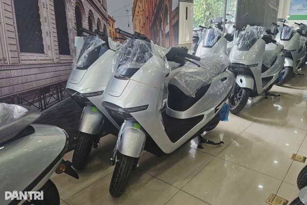 Xe máy điện Honda UC3 lắp ráp tại Việt Nam khác gì bản nhập Thái?