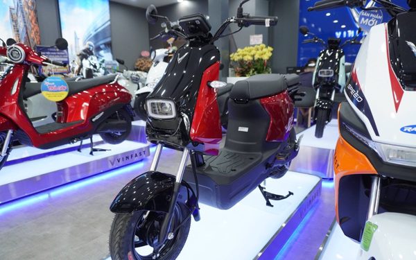 Xe máy điện VinFast Amio giá thực tế còn từ chưa tới 10 triệu đồng