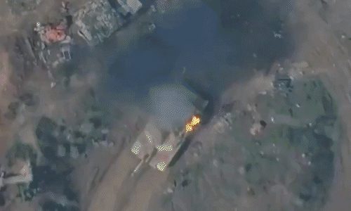 Xe tăng Abrams phát nổ vì quả lựu đạn của Houthi
