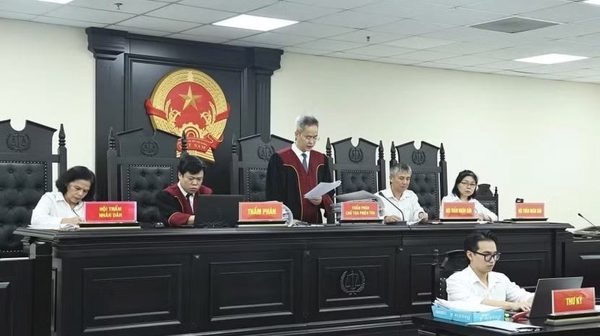 Xét xử 30 bị cáo trong vụ sản xuất, buôn bán hơn 187.000 hộp sữa giả