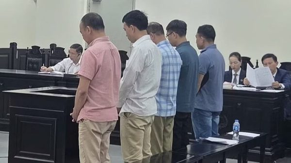 Xét xử vụ tham ô hơn 6 tỷ đồng từ việc bán dầu trên biển