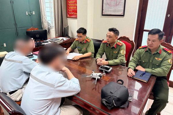 Xử lý nam thanh niên điều khiển flycam trong khu vực cấm bay của sân bay Nội Bài