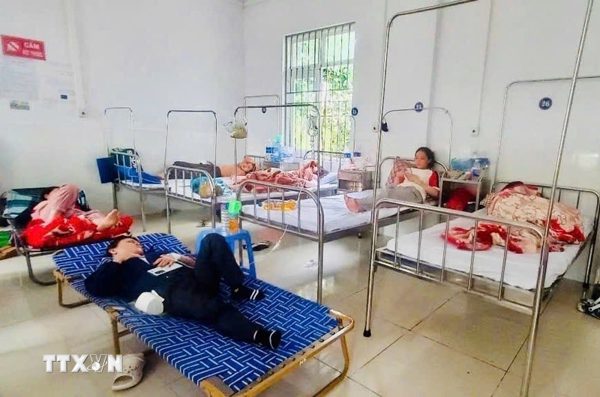 Xử phạt, đình chỉ hoạt động 4 tháng hộ kinh doanh liên quan vụ ngộ độc ở Gia Lai