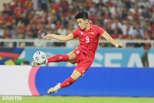 Xuân Son chấn thương nặng, Đình Bắc bị treo giò 2 trận ở Asian Cup
