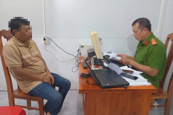 Xúc phạm bảo vệ miếu Bà Chúa Xứ, người đàn ông bị phạt 12,5 triệu đồng