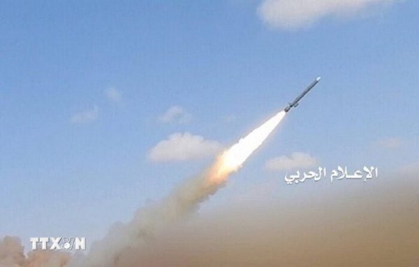 Xung đột tại Trung Đông: Saudi Arabia đánh chặn tên lửa đạn đạo của Houthi