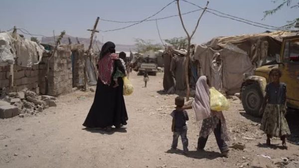 Xung đột và làn sóng tị nạn gây áp lực lên các dịch vụ hỗ trợ thiết yếu tại Yemen
