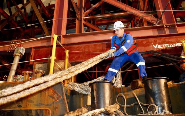 Xuyên đêm chuẩn bị, sẵn sàng hợp long cầu đi bộ nghìn tỉ qua sông Sài Gòn