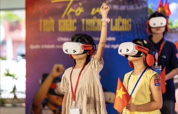 'Xuyên không' về ngày 2/9/1945, rưng rưng nghe Bác Hồ đọc Tuyên ngôn Độc lập