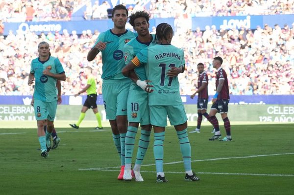 Yamal tỏa sáng, Barca thắng nghẹt thở Levante